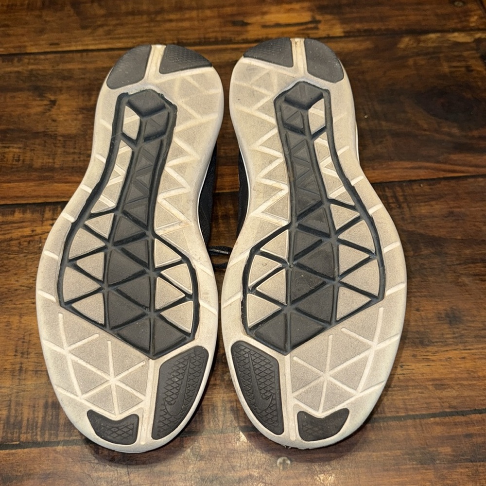 Nike Women’s Flex Running Shoes Black Size 9 - Picture 7 of 7